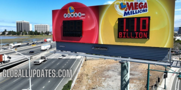 US lottery player wins $1.1bn Mega Millions jackpot