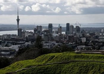 NZ tightens visa rules amid 'unsustainable' migration